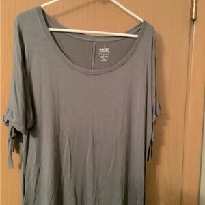 Womens soft tee by New York & Co.  size L with open sleeves that tie